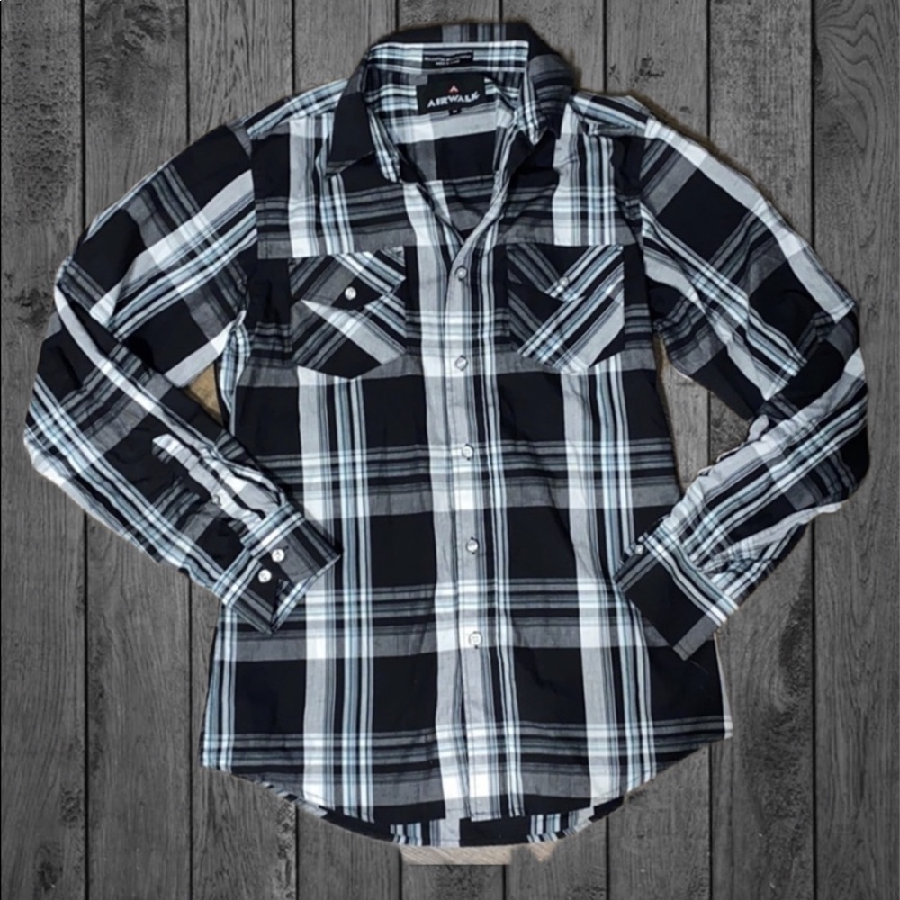 EUC Plaid shirt by Airwalk
